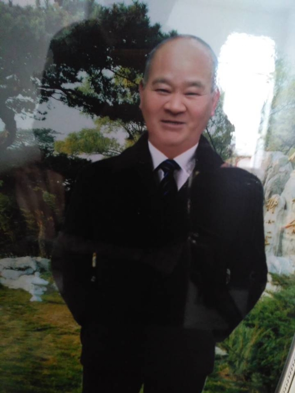 老方丈的第一张照片--洛阳中老年相亲网