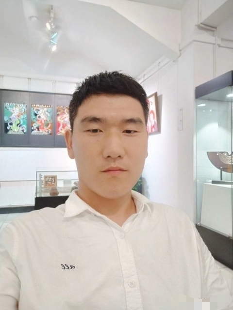 自律人生的第一张照片--洛阳中老年相亲网